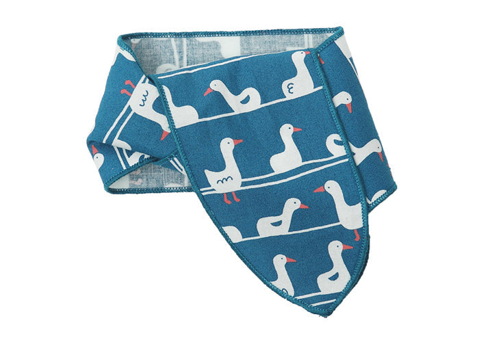 Goose Form Dog Scarf